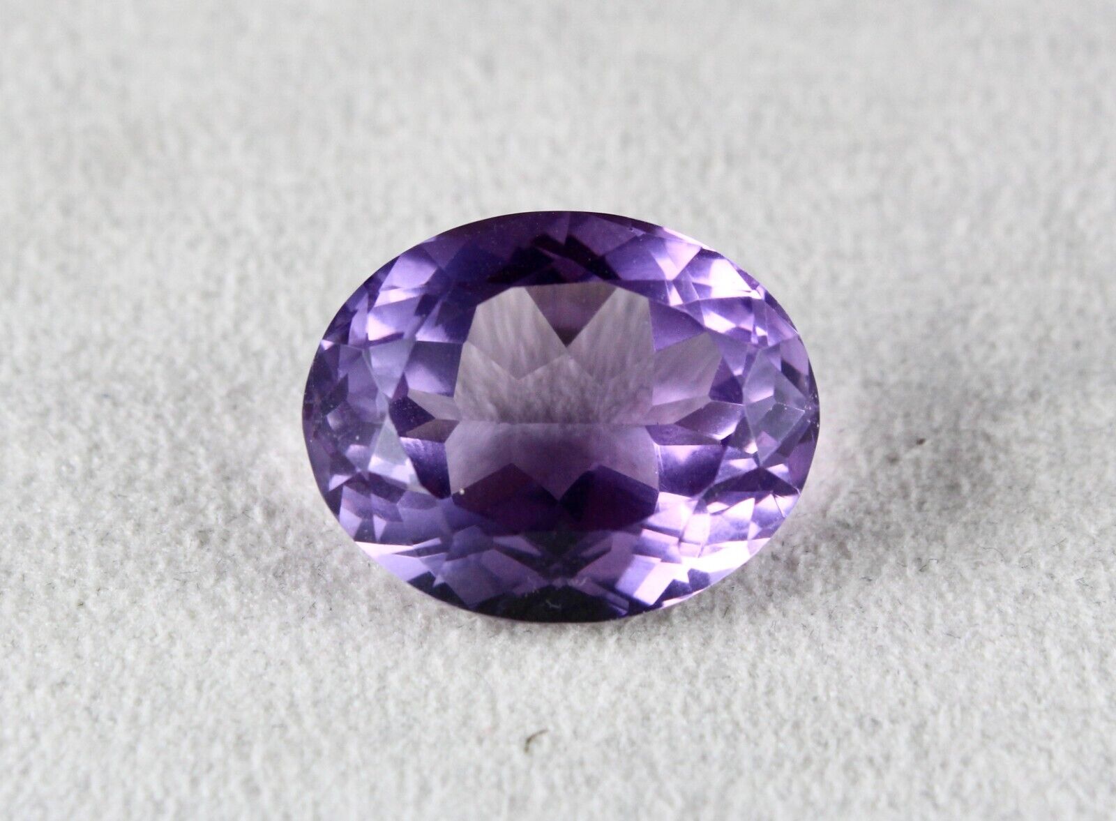NATURAL AMETHYST OVAL CUT 21 MM 25.37 CARATS PURPLE GEMSTONE FOR PENDANT RING