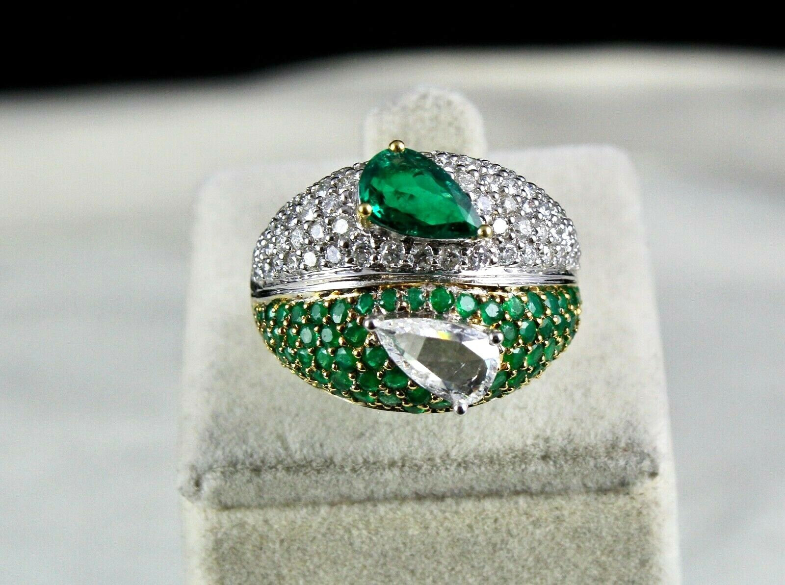 Certified Natural Emerald 10ct Rose Cut Natural Diamond 18k Gold Cocktail Ring