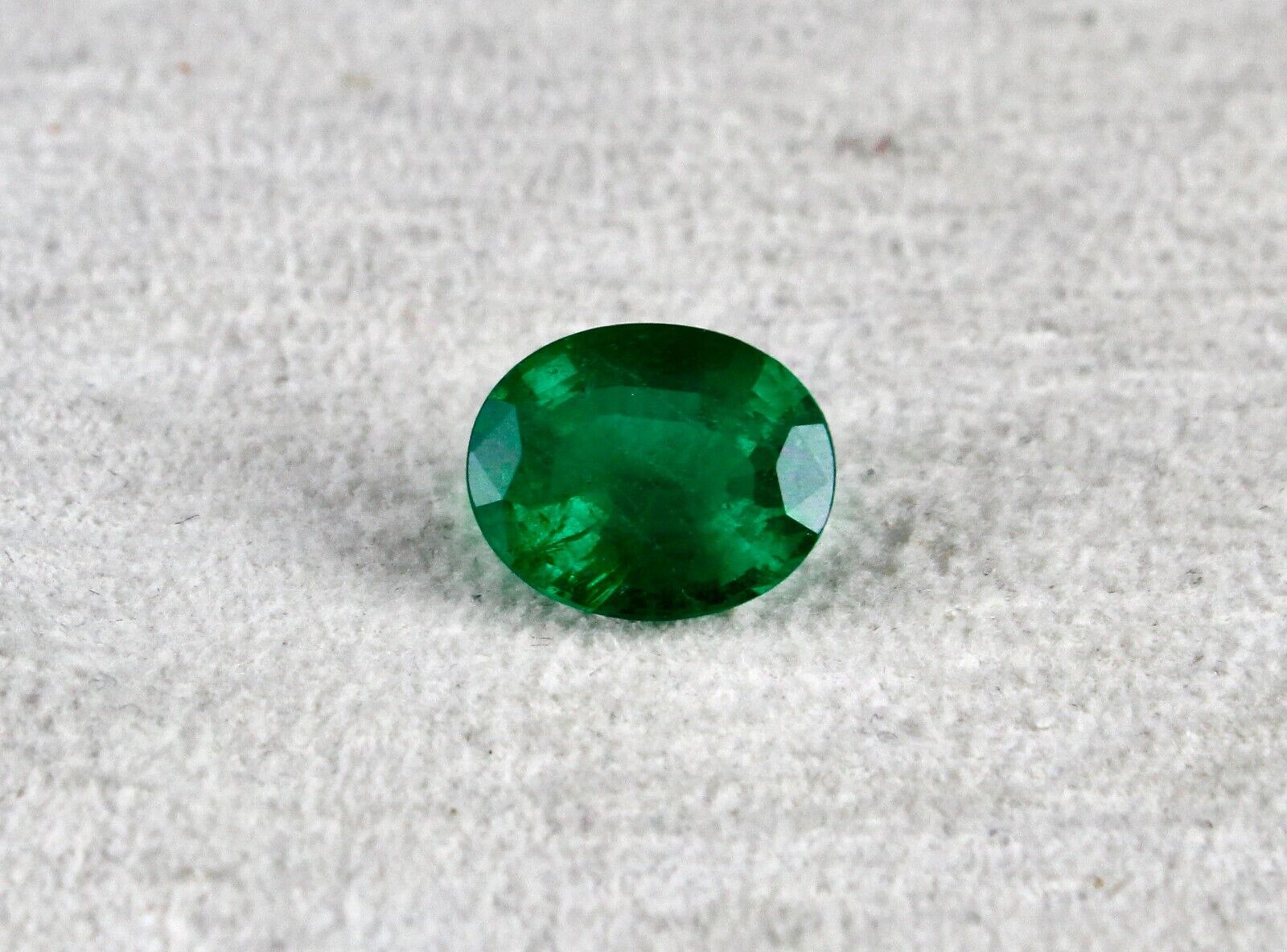 Natural Zambia Emerald Oval Cut 11X9mm 4 Ct Precious Loose Gemstone Ring Pendant