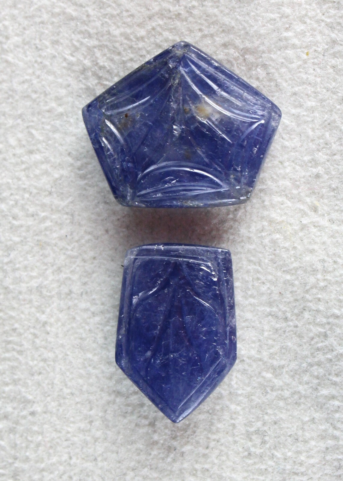 Certified 25.90 Ct Natural Untreated Blue Sapphire Carved Set Sterling Silver