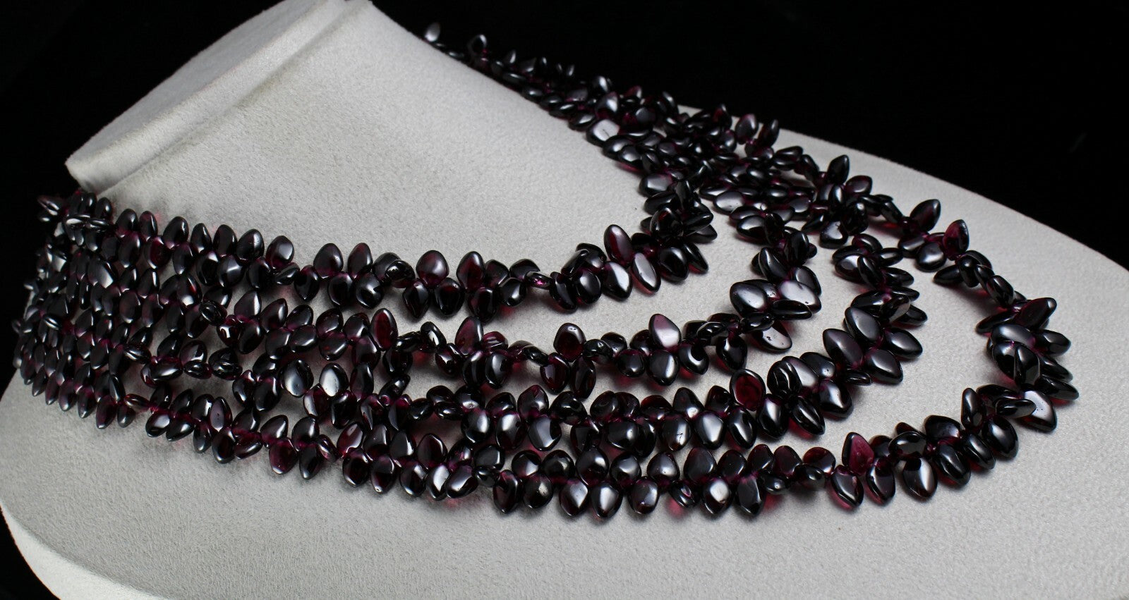 Fine Necklace 1451 Ct Natural Pink Garnet Beads Fancy Leaves 4 Line Gemstone