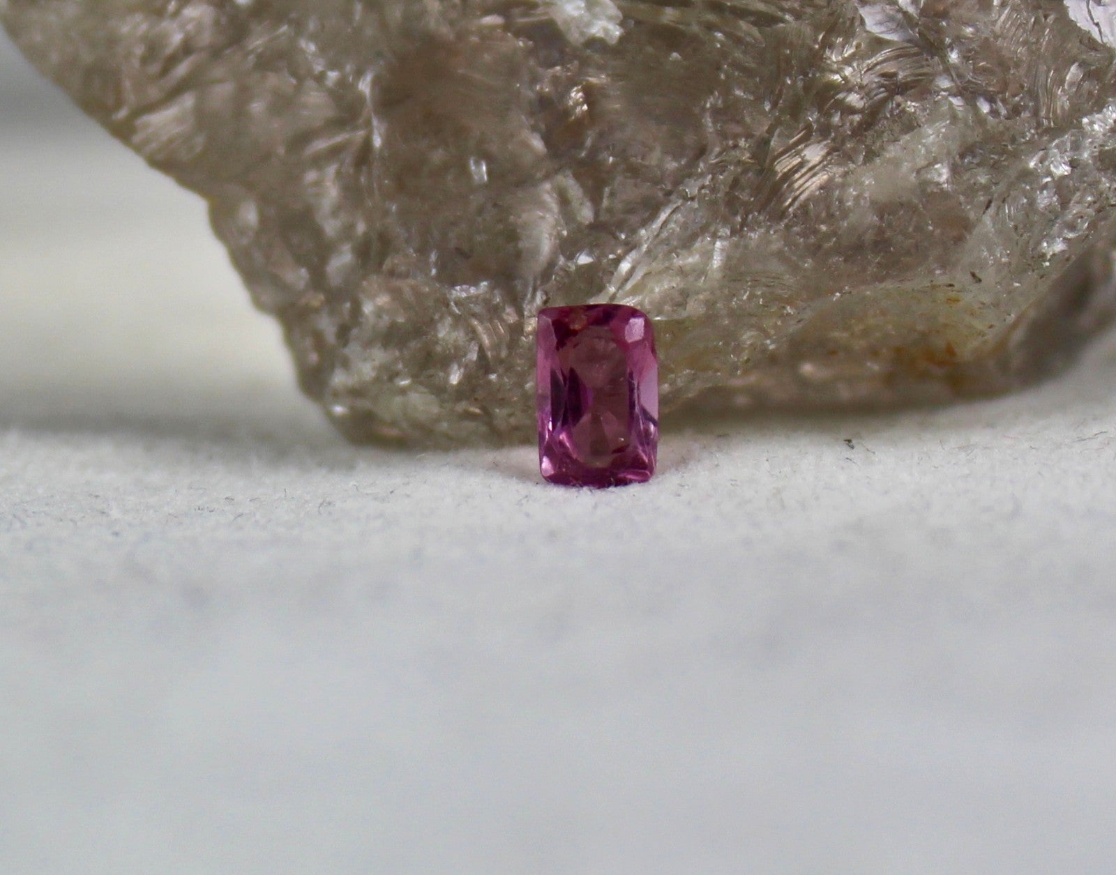 Certified Natural Old Mines Spinel Emerald Octagon Cut 5.04 Ct Gemstone Set