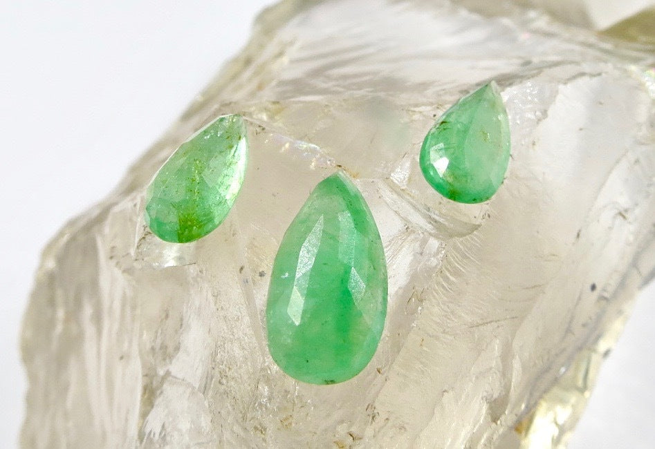 Certified Natural Colombian Emerald Pear Cut 3 Pc 7.80 Ct Set In Sterling Silver