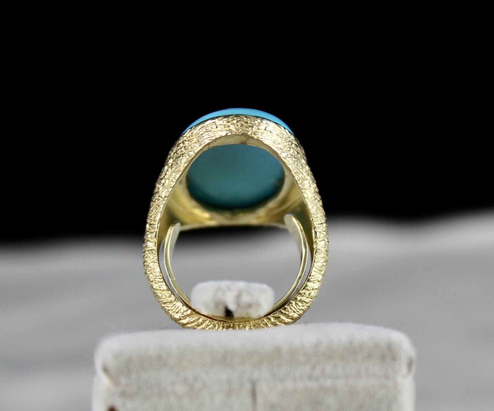 Natural Arizona Turquoise Cabochon Gemstone Engraved 925 Gold Plated Silver Ring