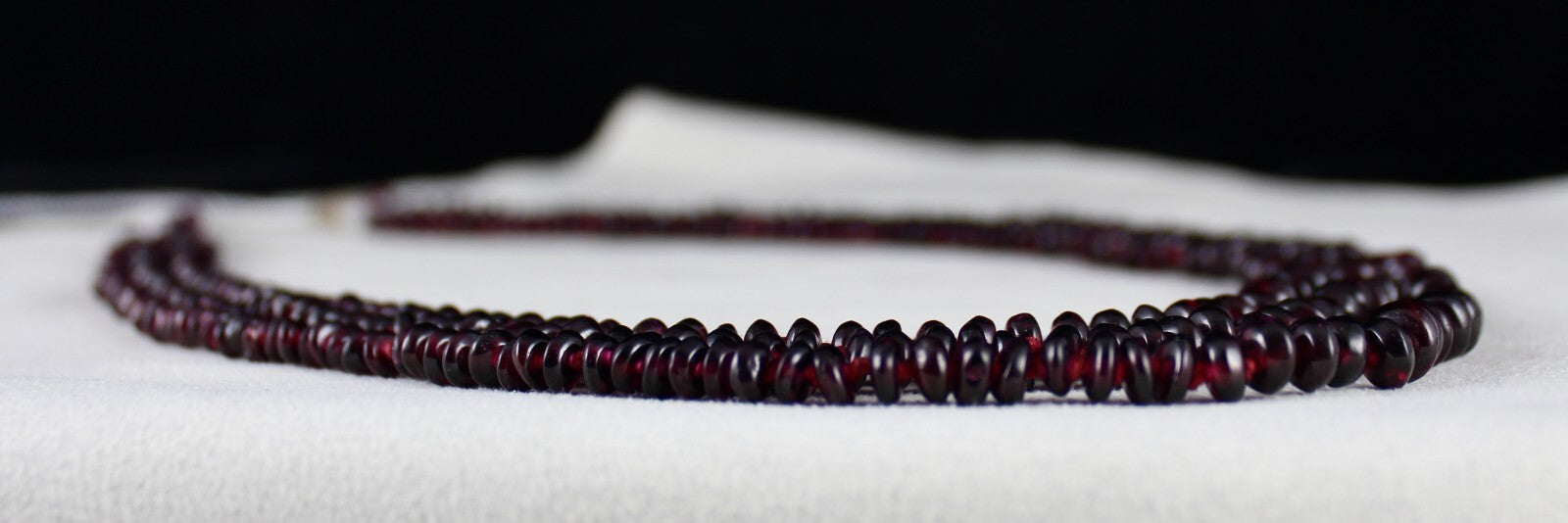 Natural Garnet Beads 430ct Button Semi Precious Gemstone Necklace