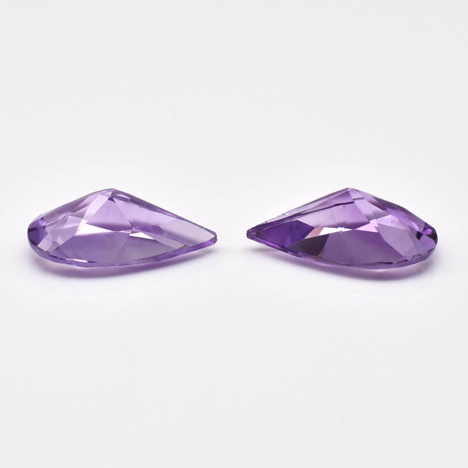 Natural Amethyst Pear Cut Loose Gemstone Pair 26.04ct For Designing Earrings