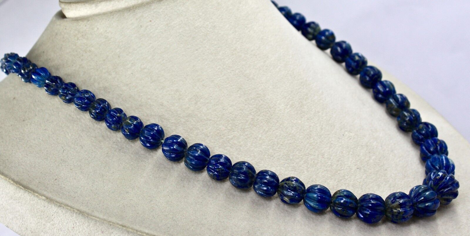 NATURAL BLUE LAPIS LAZULI BEADS CARVED ROUND 1 LINE 390 CTS GEMSTONE NECKLACE