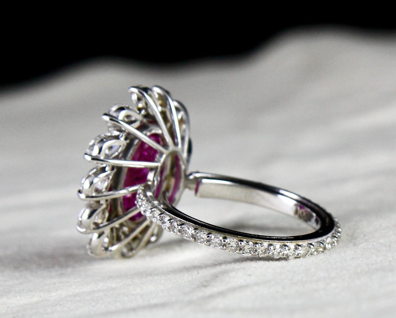 Natural Mozambique Ruby Oval Cut Gemstone Pear Diamond 18K Gold Statement Ring