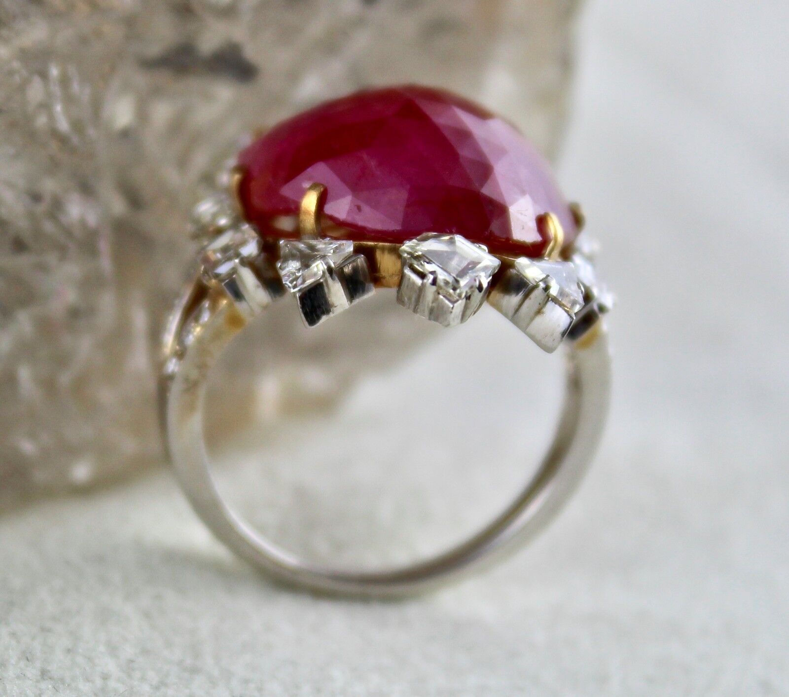 OLD ESTATE UNHEATED BURMESE RUBY CABOCHON FANCY DIAMOND 18K GOLD STATEMENT RING