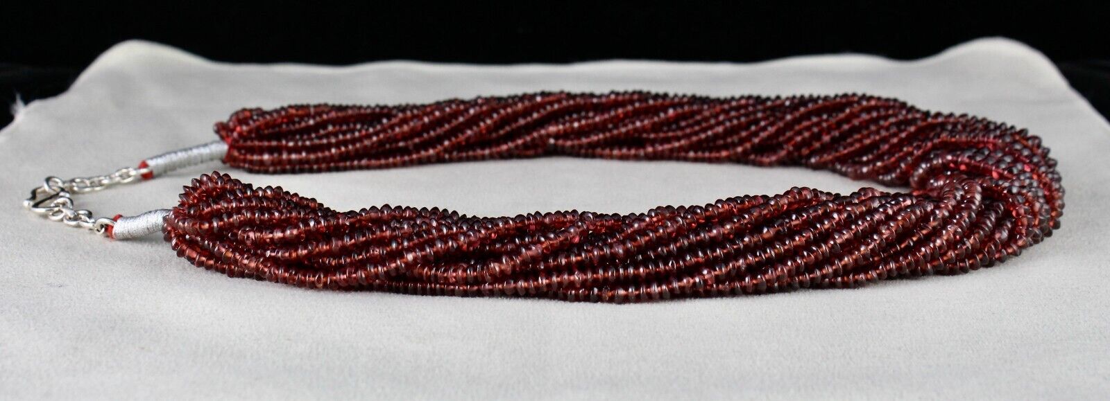 NATURAL GARNET BEADS BUTTON 20 LINE 1437 CARATS SEMI PRECIOUS GEMSTONE NECKLACE