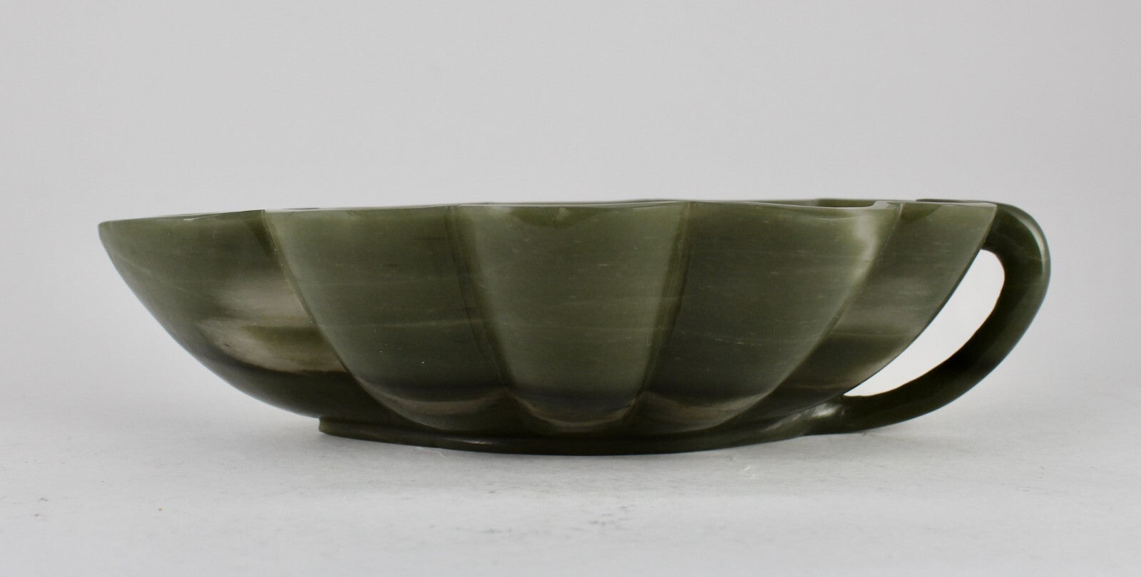 Natural Green Agate 1665 Ct Carved Leaf Gemstone Bowl For Home Decor