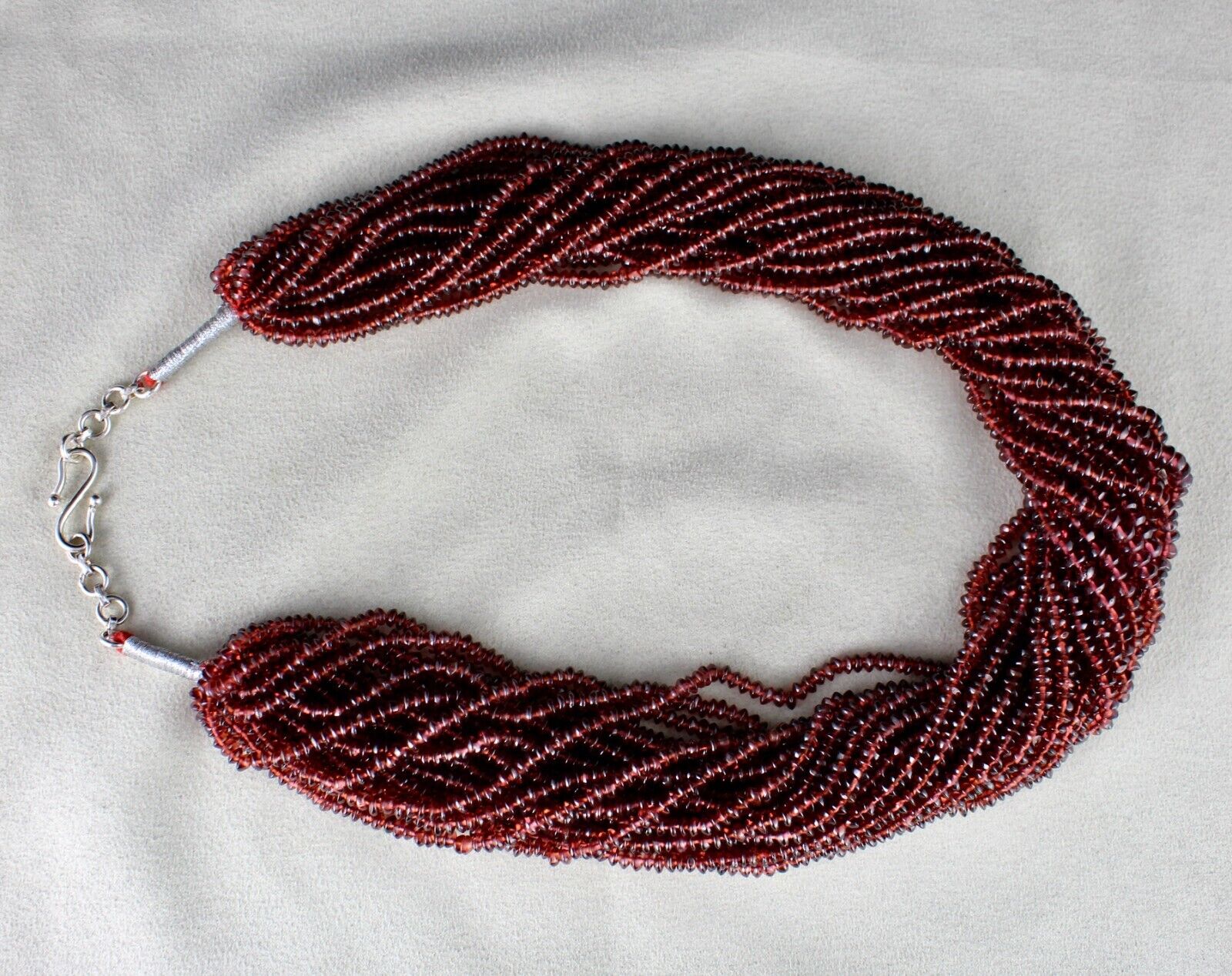 NATURAL GARNET BEADS BUTTON 20 LINE 1437 CARATS SEMI PRECIOUS GEMSTONE NECKLACE