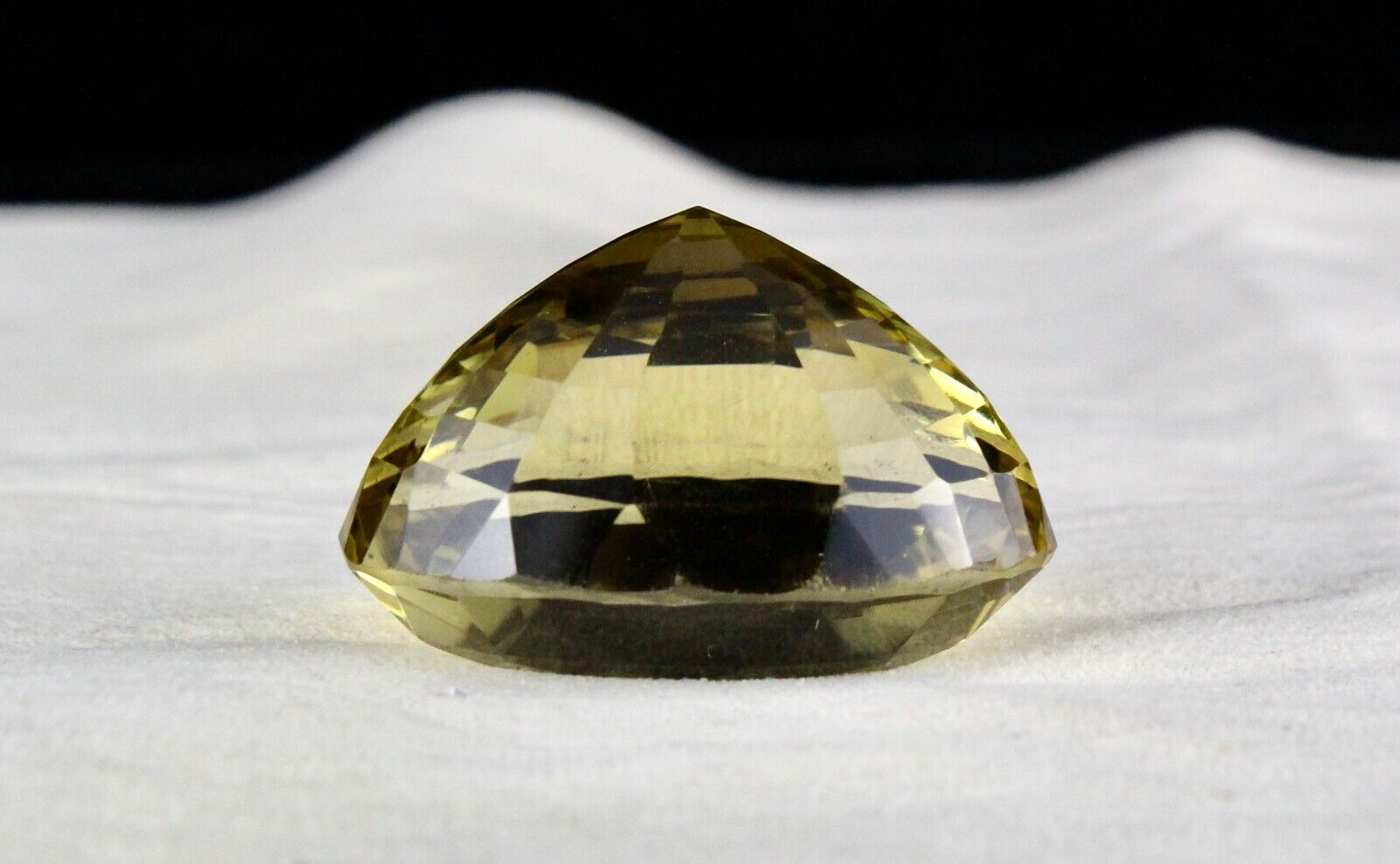 Natural Lemon Quartz Oval Cut 39 x 27 mm 158.82 Cts Big Loose Gemstone Pendant