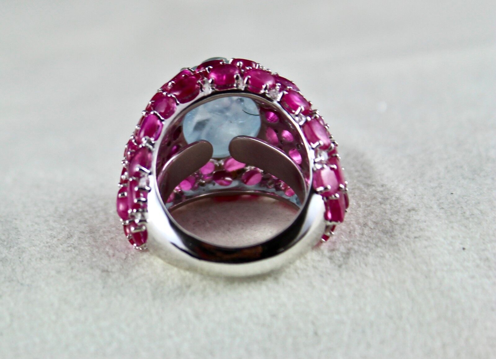 Natural Blue Sapphire Carved Rubies Cabochon Diamond Studded 18k Gold Party Ring
