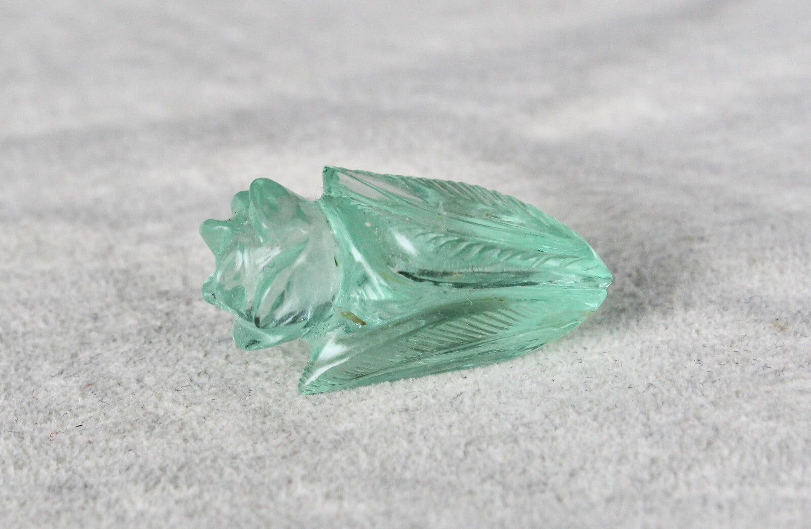 Certified Natural Colombian Emerald Carved Leaves 19.73 Ct Gemstone Pendant