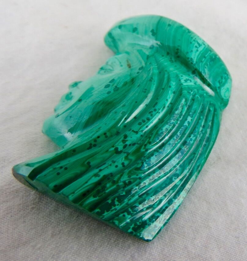HANDCRAFTED 36 MM NATURAL MALACHITE KING HEAD 106 CARATS CARVED GEMSTONE PENDANT