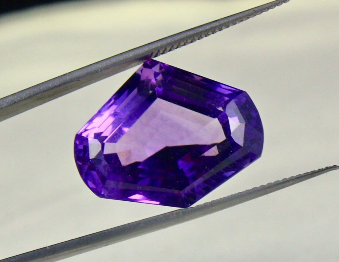 Fancy Cut Natural Amethyst 24.74 Ct Purple Semi Precious Gemstone Ring Pendant