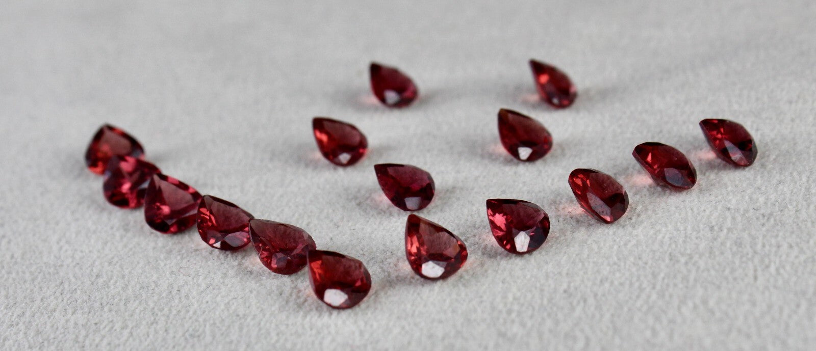 Natural Garnet Heart Cut 16 Pc 19.32 Ct Gemstone Set Design For Earrings Rings