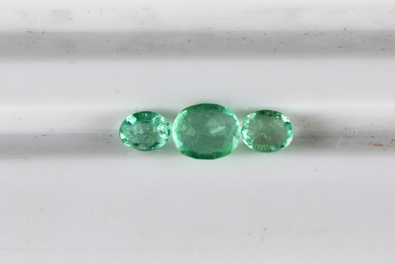 Natural Colombian Emerald Oval 3 Pcs 1.31 Ct Gemstone Designing Jewels