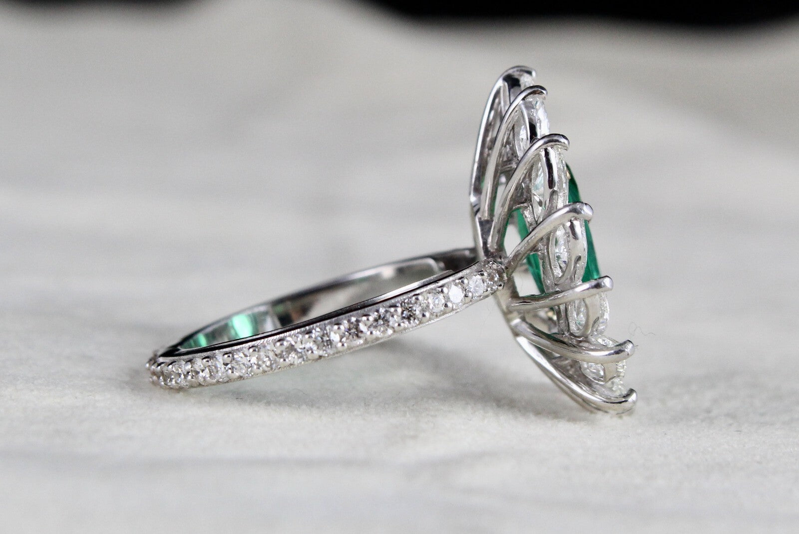 Certified Natural Emerald 10+ Ct Oval Marquise G-vs Diamond 18k Gold Ring