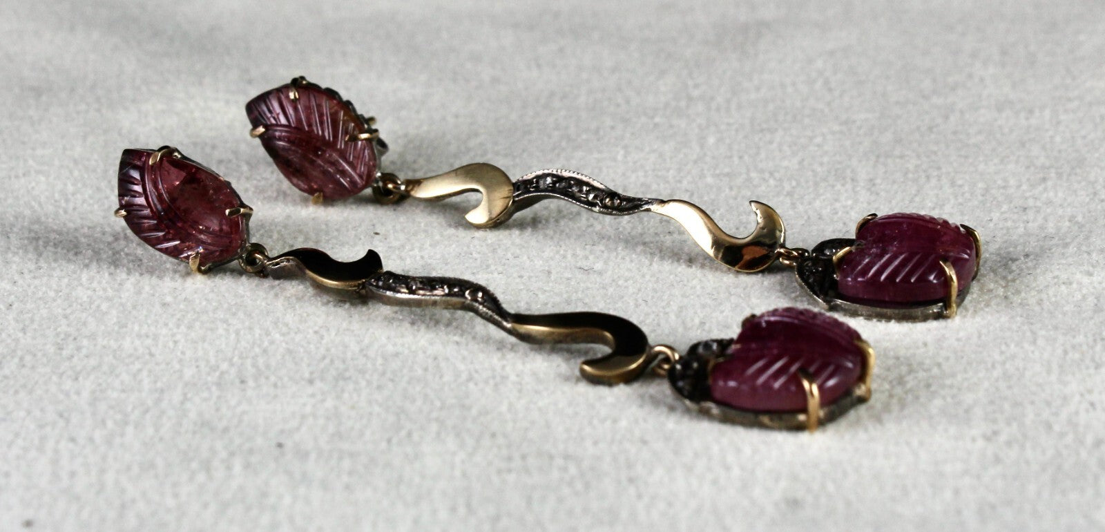 Vintage 10.00ct Natural Pink Tourmaline Carved Diamond 18k Gold Earrings