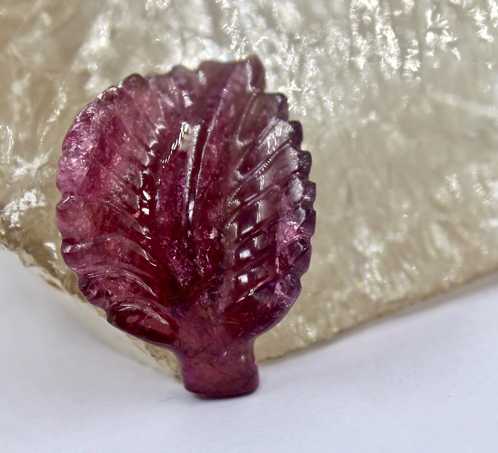NATURAL PINK TOURMALINE CARVED LEAF 25.49 CARATS GEMSTONE FOR DESIGNING PENDANT