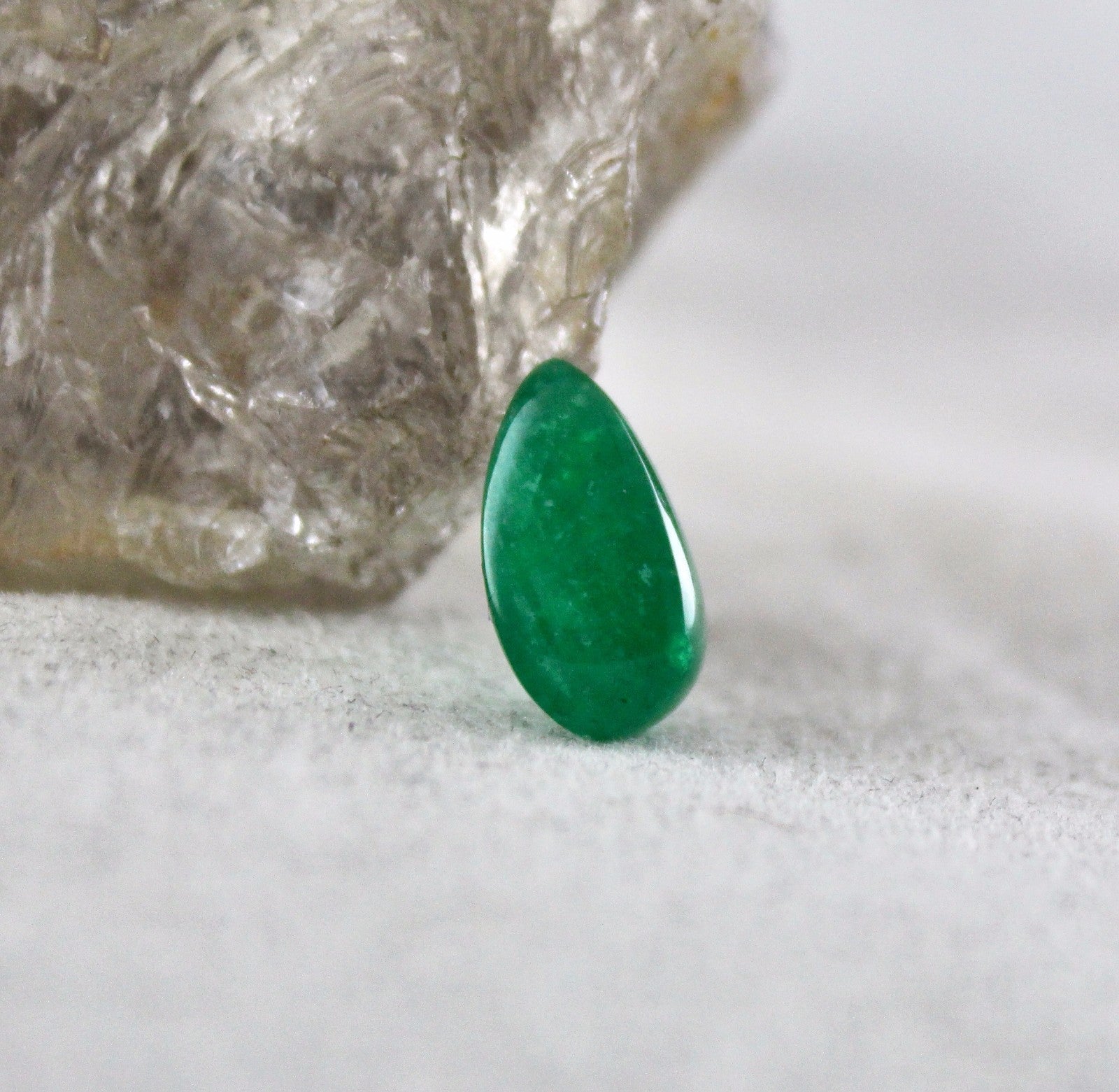 Certified Natural Zambia Emerald 5.59 Ct Pear Cabochon Gemstone For Ring Pendant