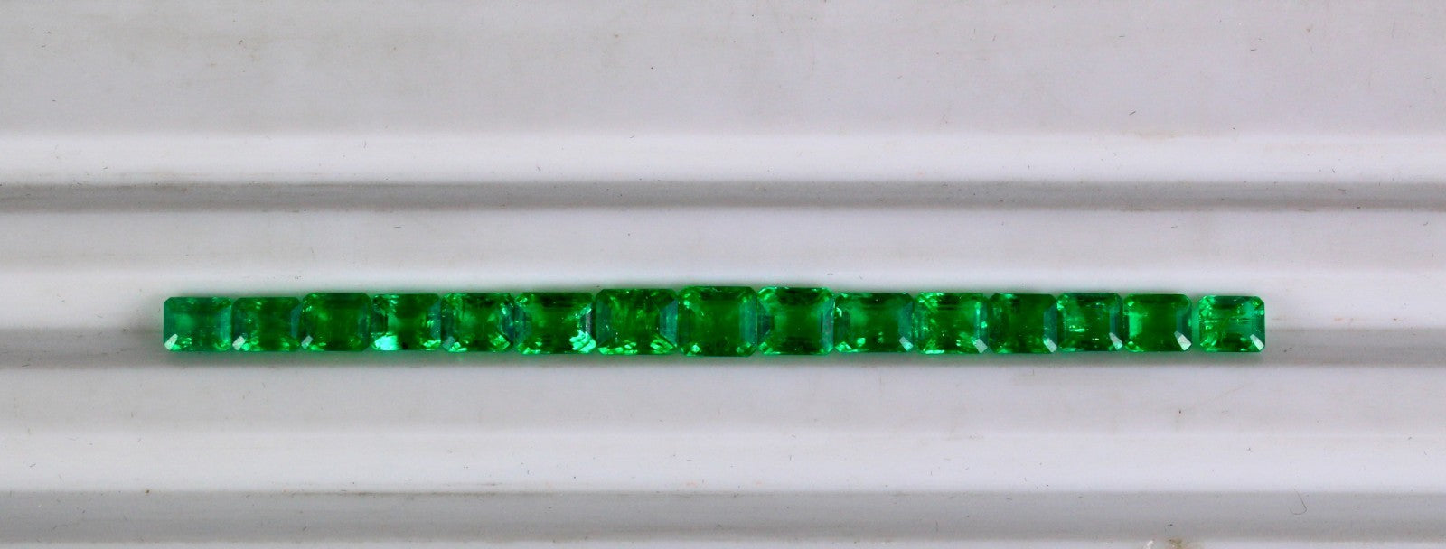 Certified Natural Emerald Octagon 15 Pc 8.52 Ct Gemstone Bracelet Set