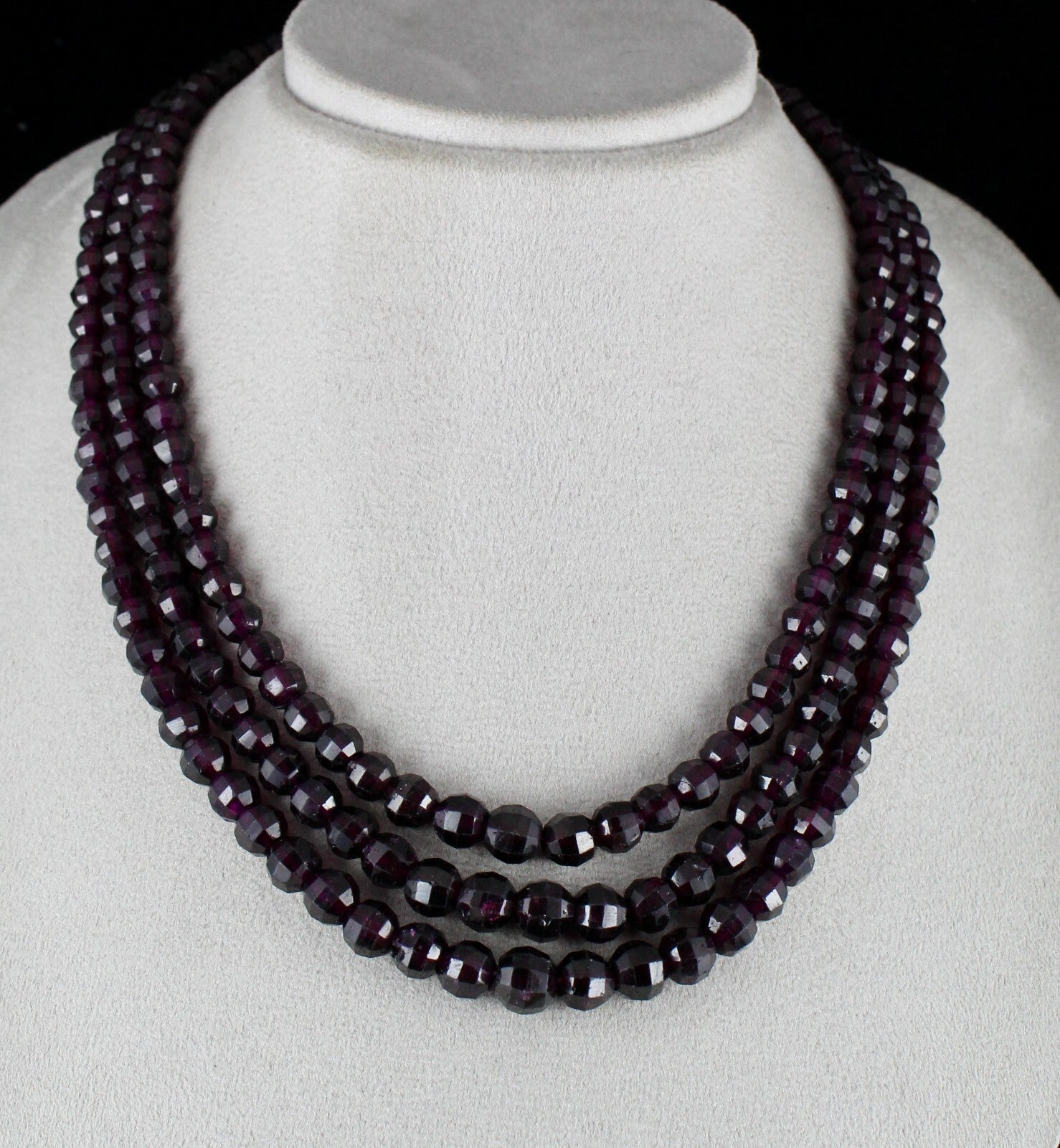 Natural Garnet Round Faceted Beads 867ct Gemstone Ladies Necklace