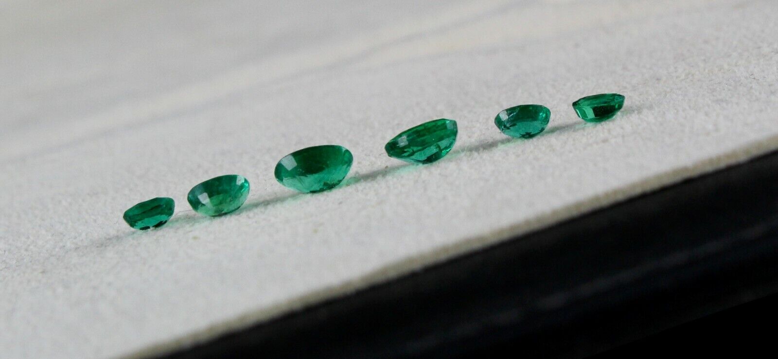NATURAL ZAMBIA EMERALD OVAL CUT 6 PCS 3.08 CTS LOOSE GEMSTONE DESIGNING EARRING