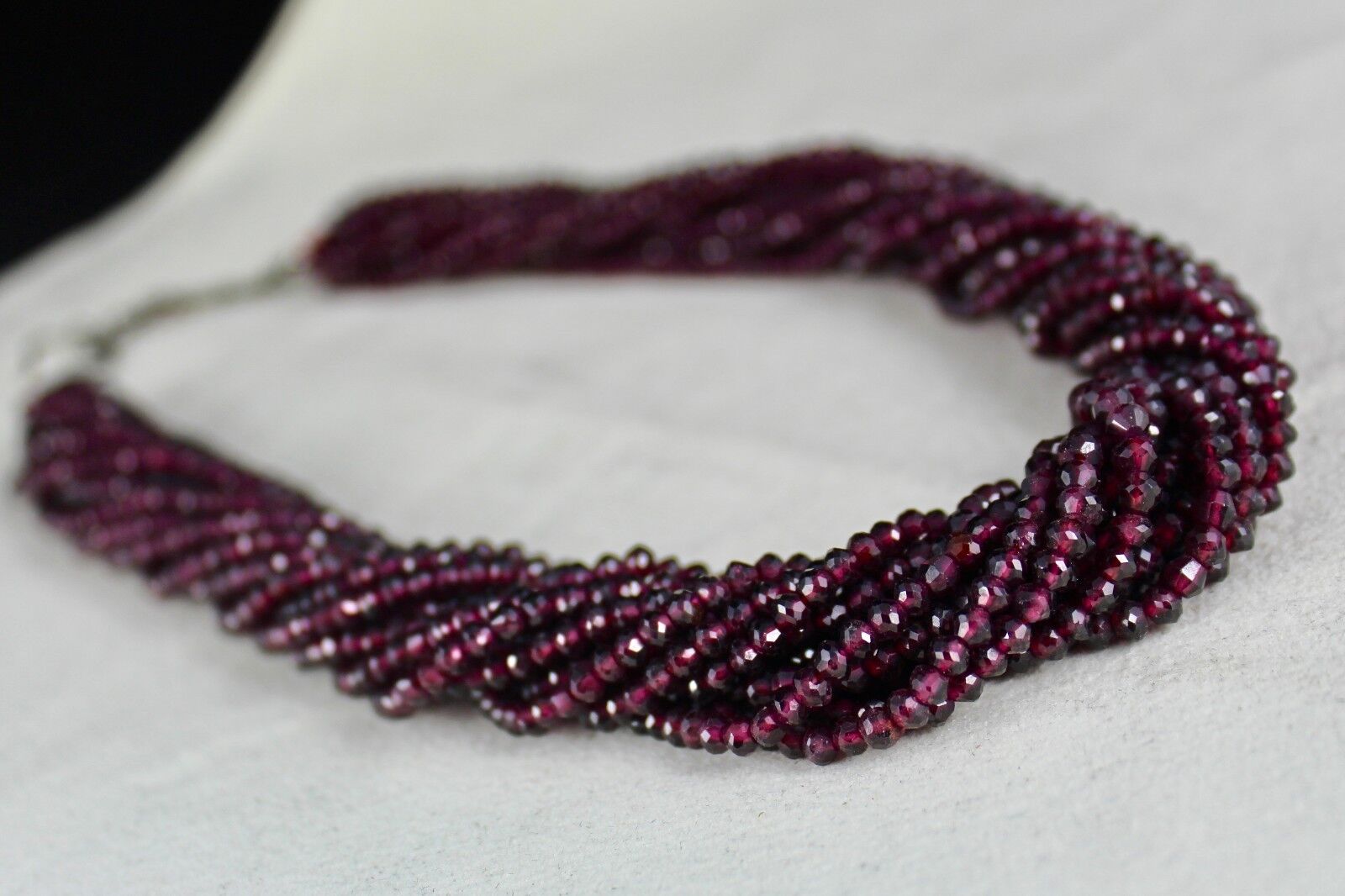 Natural Garnet Beads Faceted Round 14 L 4mm 782 Ct Red Gemstone Party Necklace