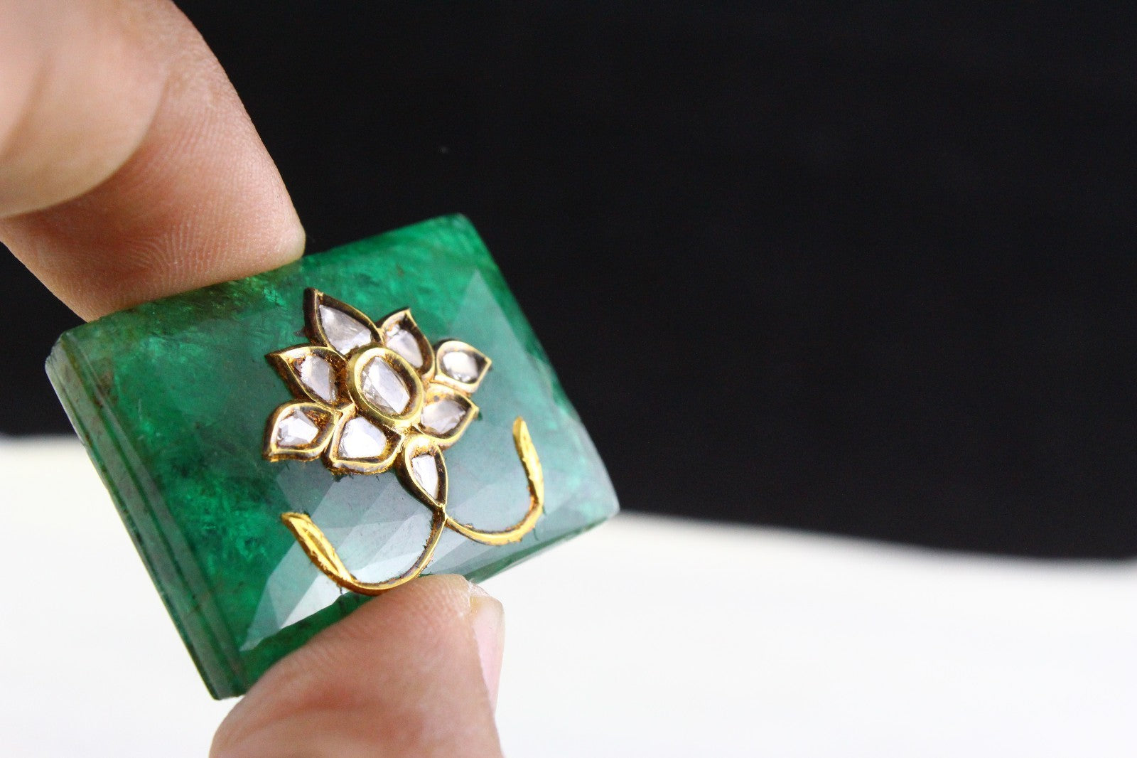 Natural Zambia Emerald Cabochon 22k Gold Natural Diamond Antique Pendant