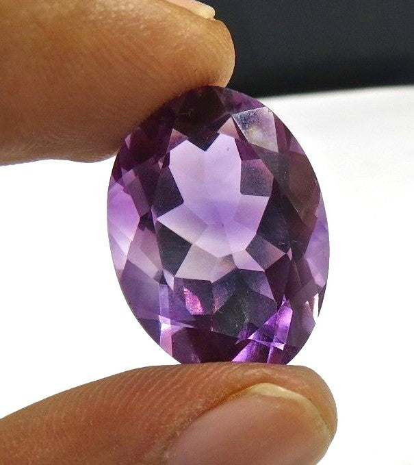 Natural Amethyst Oval Cut 29.85ct Gemstone For Ring & Pendant