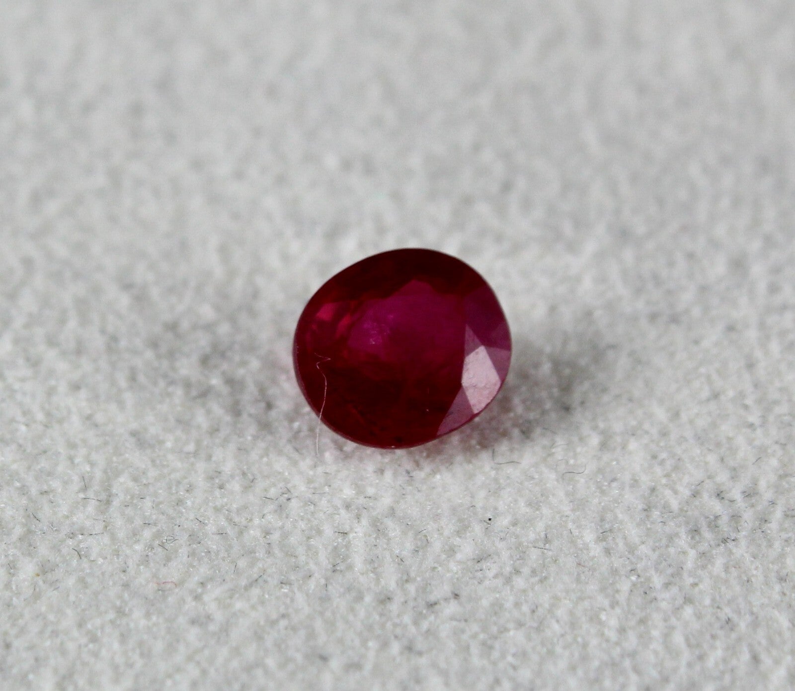 Certified Natural Heated Burma Ruby 1.51 Ct Oval Loose Stone Ring Pendant
