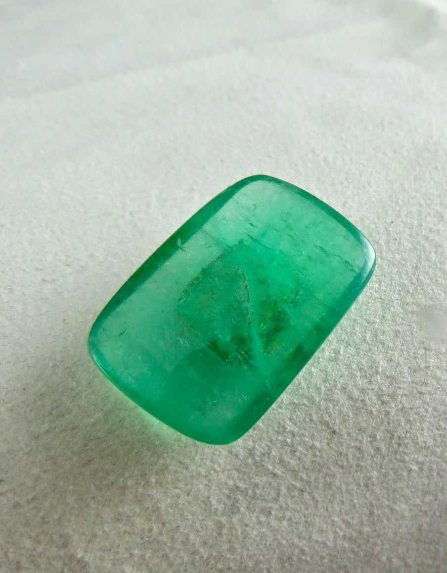 Certified Emerald 47.61 Ct Cabochon Red Spinel 18k Gold Gemstone Ring