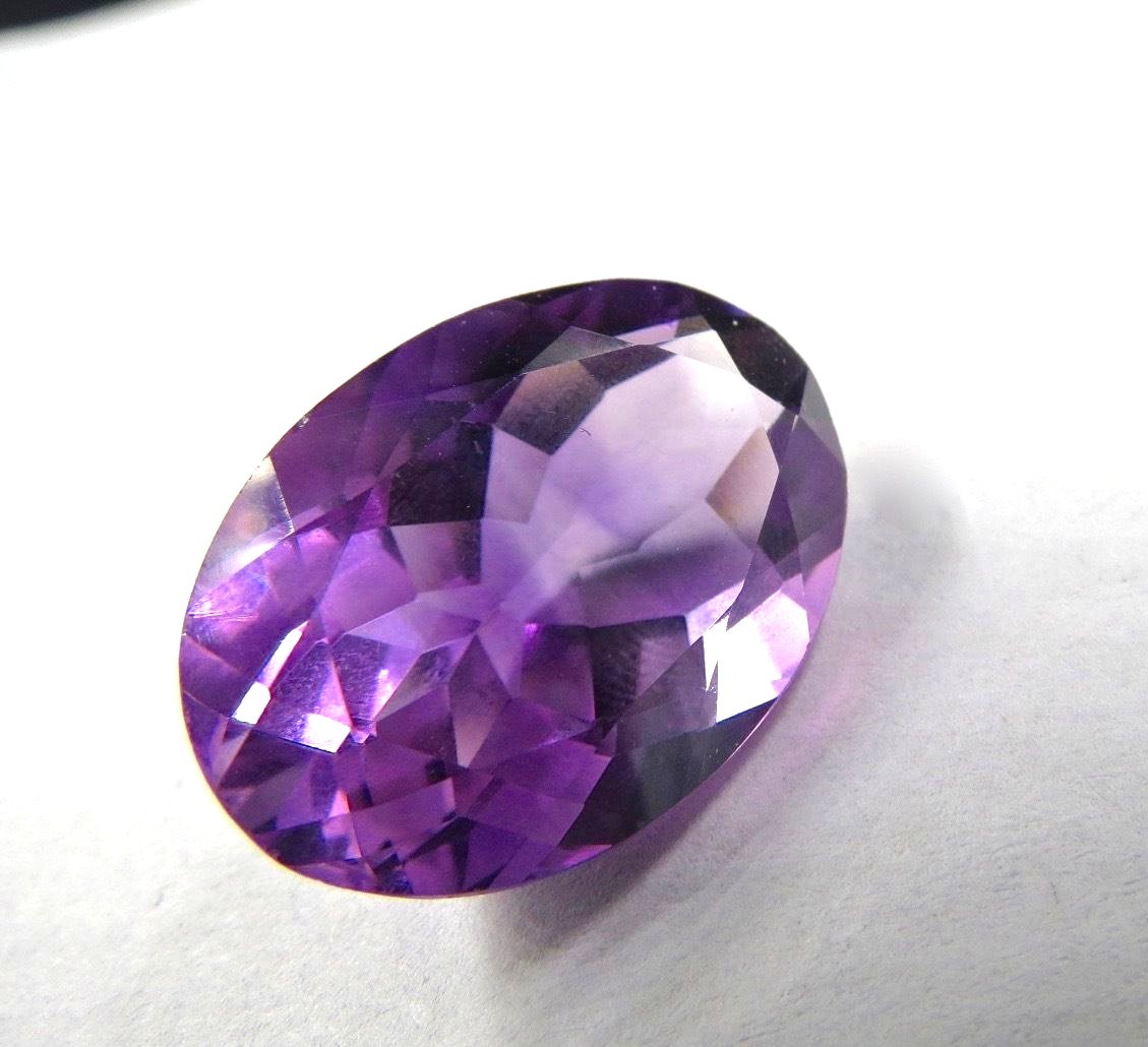 Natural Amethyst Oval Cut 29.85ct Gemstone For Ring & Pendant