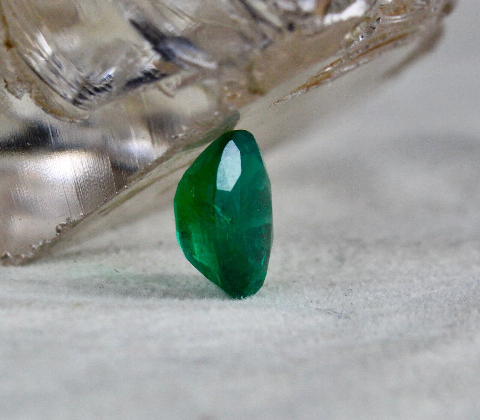 Natural Zambia Emerald Oval Cut 11X9mm 4 Ct Precious Loose Gemstone Ring Pendant