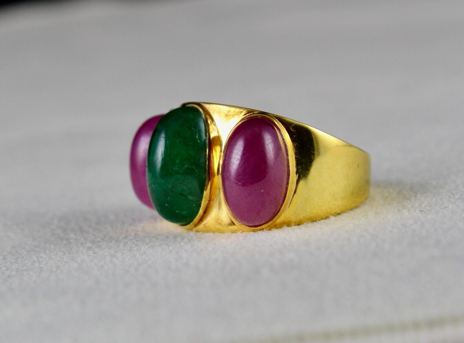 ANTIQUE NATURAL EMERALD RUBY CABOCHON GEMSTONE DIAMOND GOLD PLATED SILVER RING
