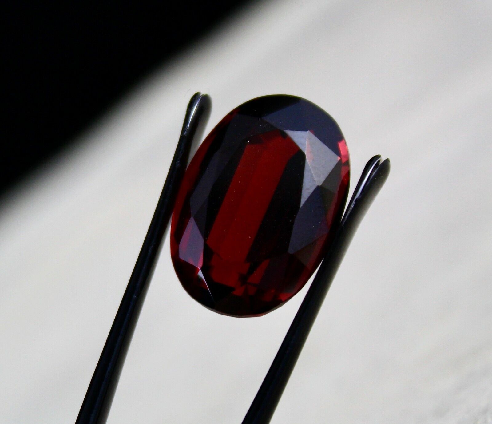 TOP NATURAL RED GARNET OVAL CUT 21X15MM 29.84 CARATS FINEST GEMSTONE FOR PENDANT