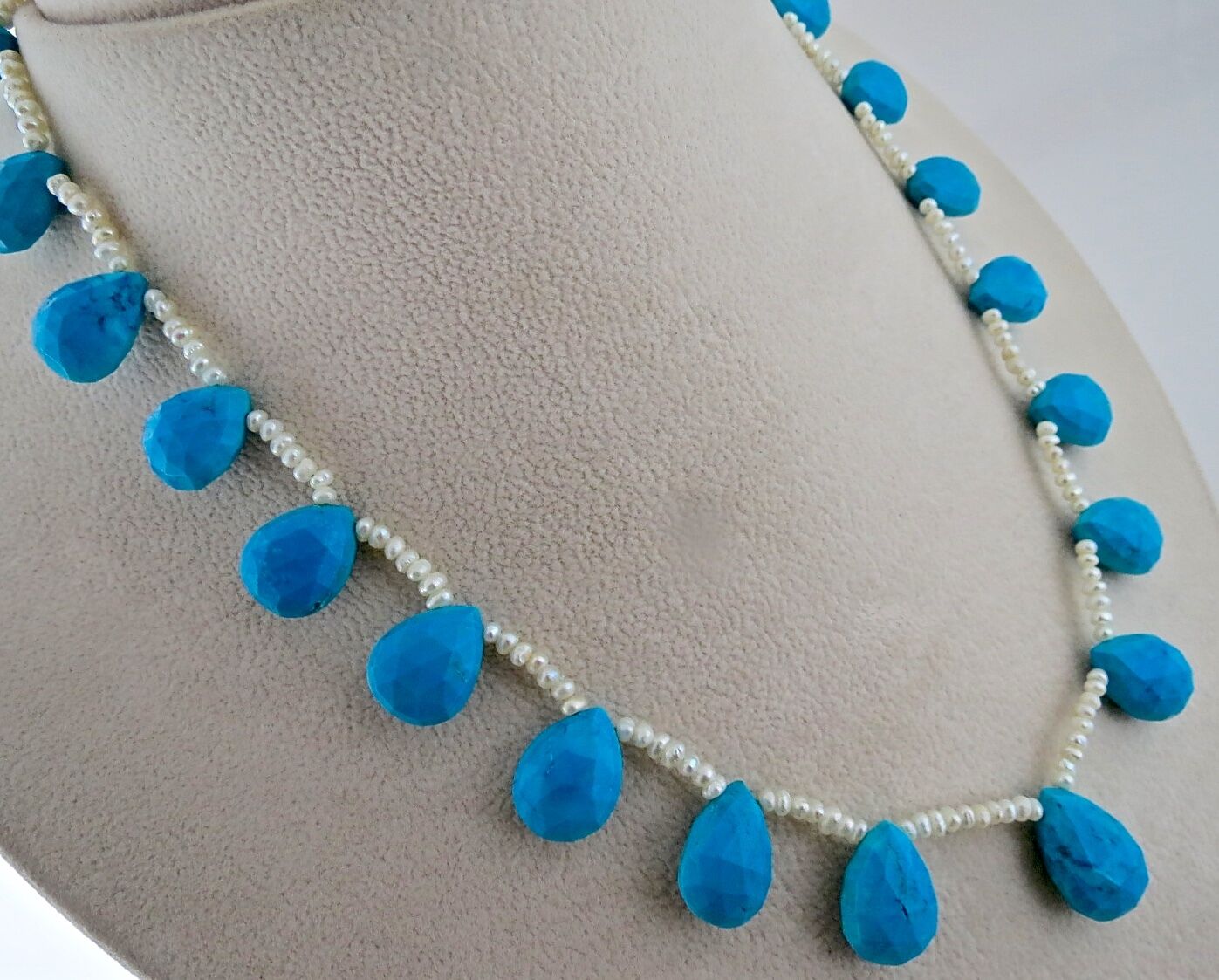 BLUE TURQUOISE MAGNESITE FACETED TEAR DROP BEADS 205 CTS PEARL SILVER NECKLACE
