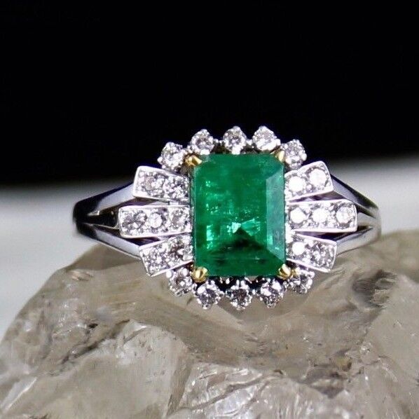 NATURAL ZAMBIAN EMERALD RING OCTAGON 1.67 CARATS GEMSTONE DIAMOND 18K GOLD