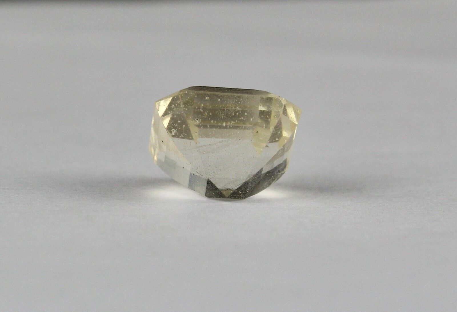 NATURAL UNHEATED YELLOW SAPPHIRE OCTAGON CUT 10.70 CARATS GEMSTONE RING PENDANT