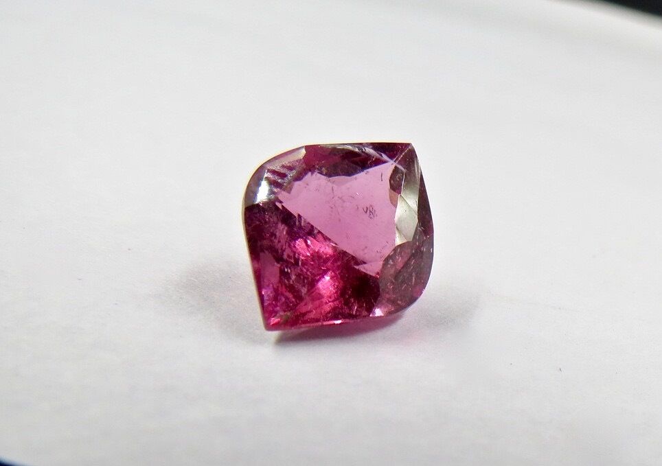 NATURAL PINK TOURMALINE RUBELLITE CUT 4.56 CARATS GEMSTONE FOR RING PENDANT