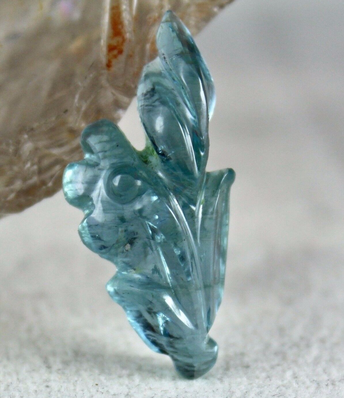 GTL CERTIFIED NATURAL BLUE AQUAMARINE CARVED LEAF 15.25 CTS GEMSTONE FOR DESIGN