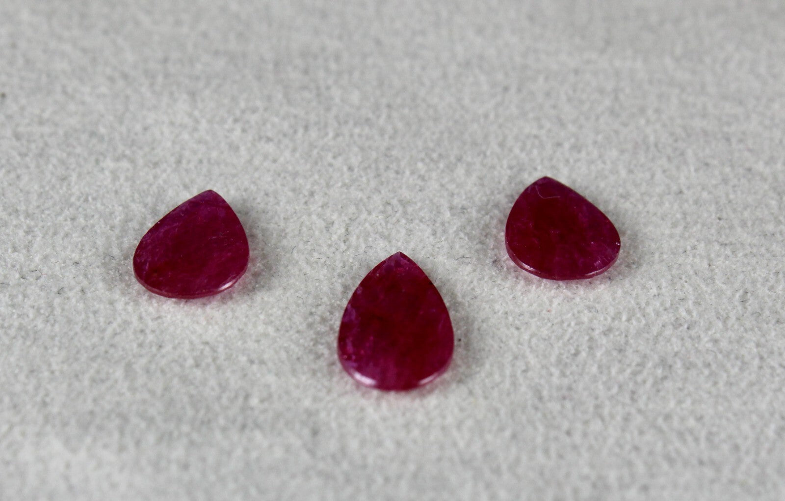 Certified Natural Ruby 6.28 Ct Mozambique No Heat Gemstone Pendant Earring Set