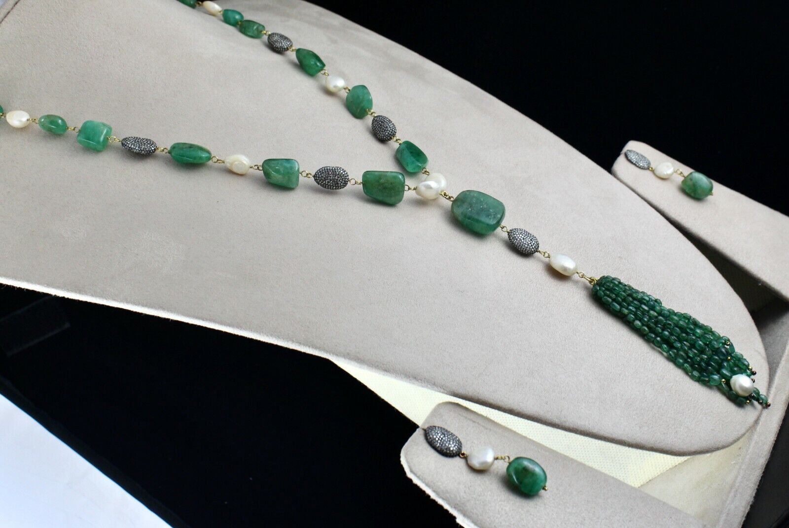 ESTATE NATURAL EMERALD TUMBLE BEADS DIAMOND PEARL 18K GOLD NECKLACE EARRING SET