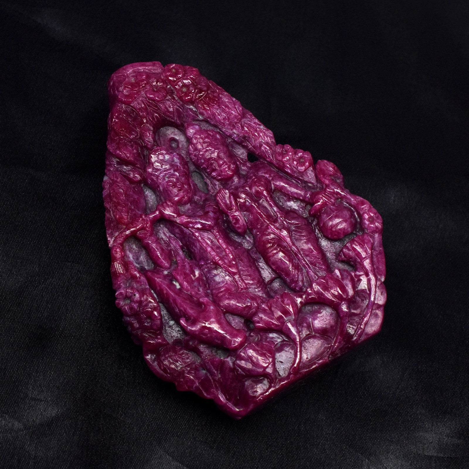 Certified Natural Ruby 1925ct Red Gemstone Lord Radha Krishna Statue Decor