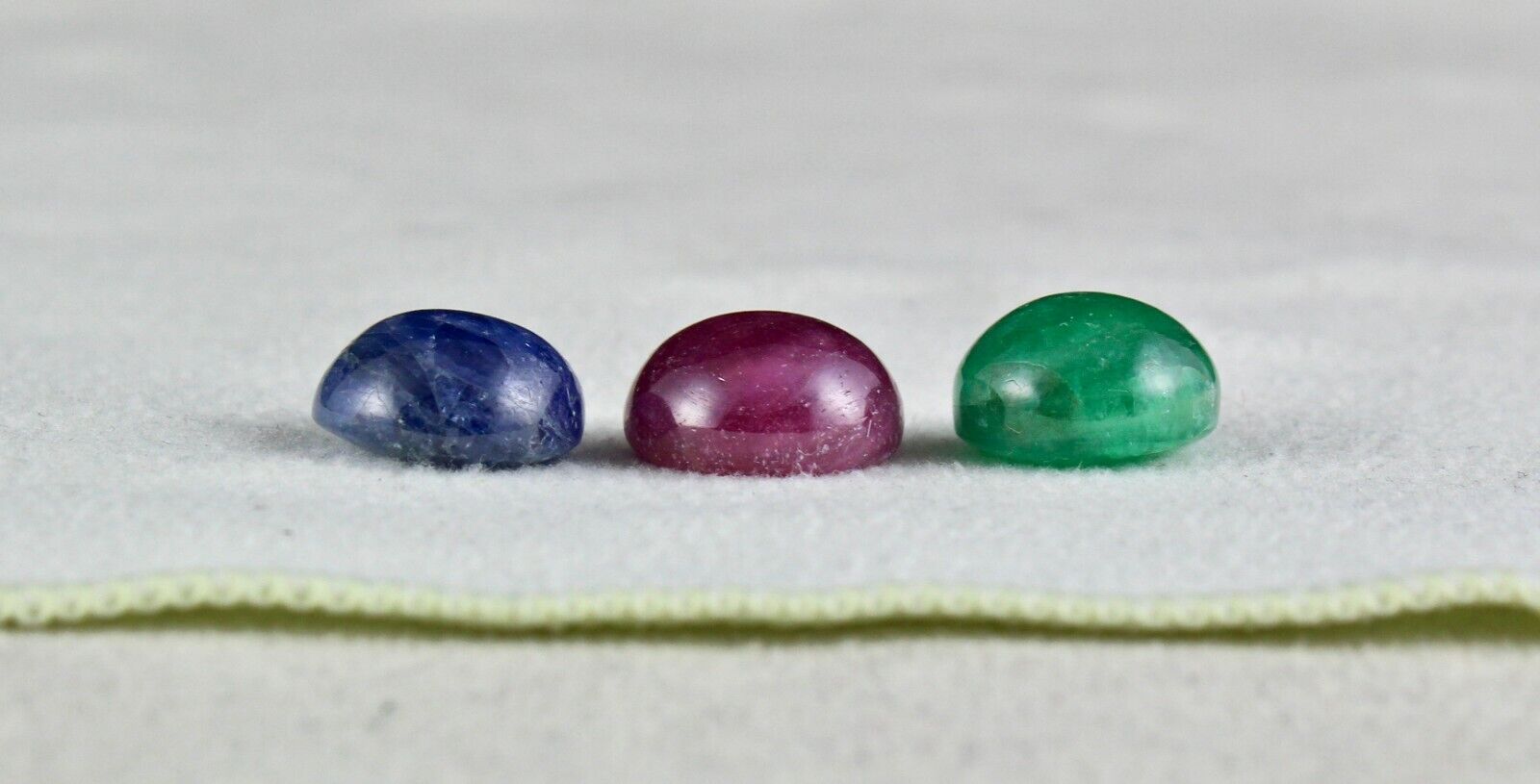NATURAL RUBIES EMERALD BLUE SAPPHIRE CABOCHON ROUND 14 MM BIG 41 CARATS GEMSTONE