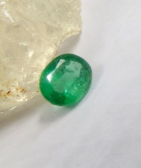Oval Cut 8x6 Mm Natural Zambia Emerald Gemstone 1.40 Carat For Ring Pendant