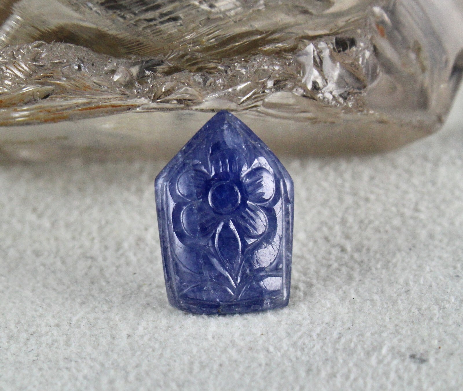 Certified 25.90 Ct Natural Untreated Blue Sapphire Carved Set Sterling Silver